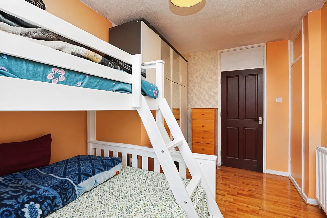 Friern Road, London, SE22, photo 11