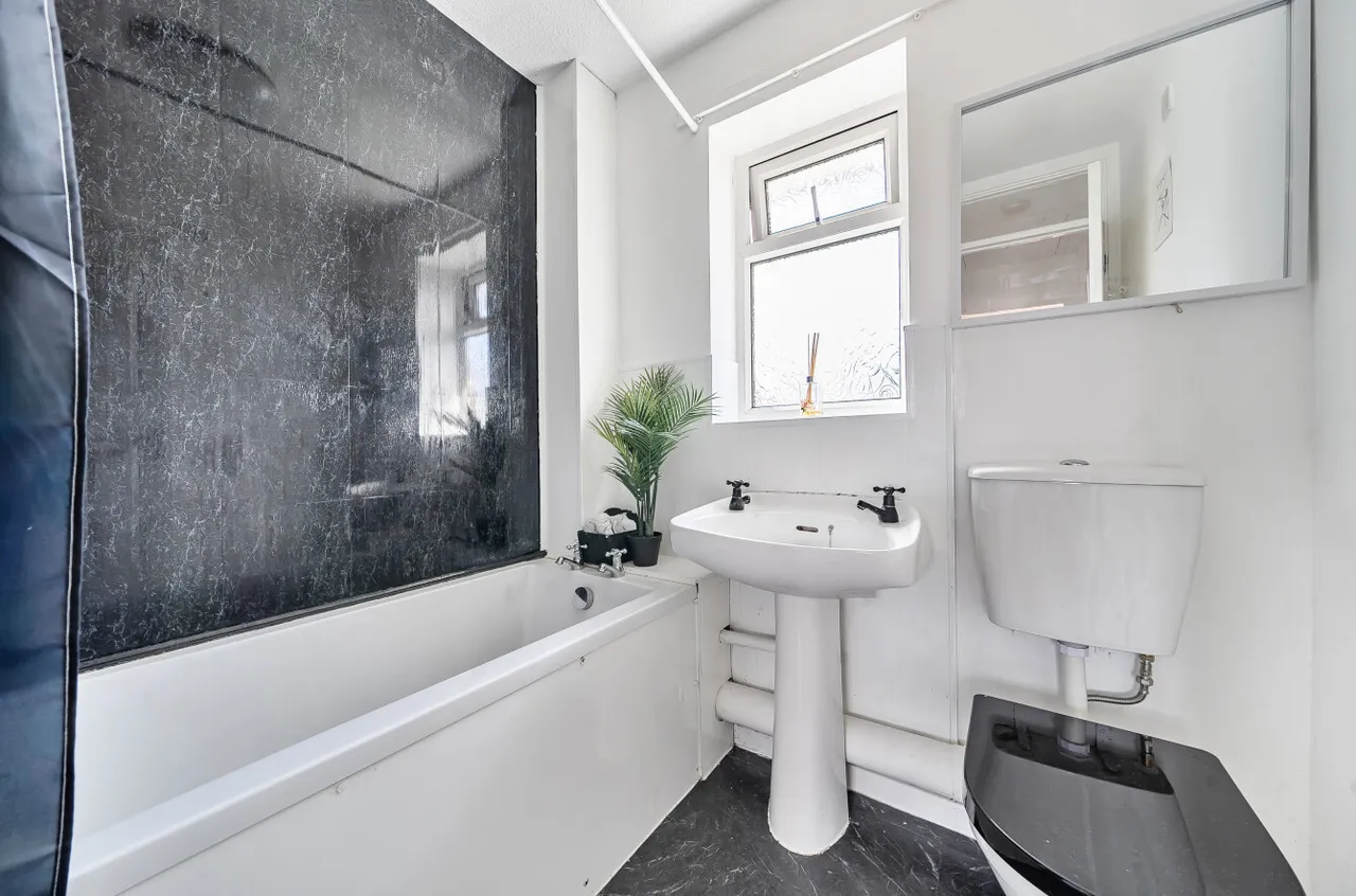 Gillards Close, Rockwell Green, TA21, photo 12