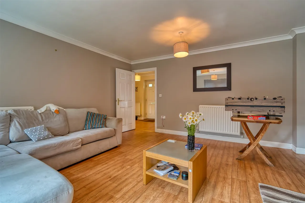 Hawthorn Avenue, Gillingham, photo 8