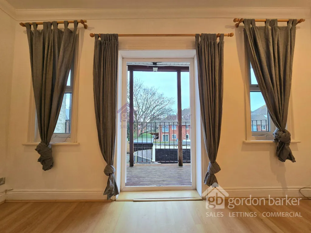 Valdez Court, Bournemouth, 23 Twynham Road, BH6 3EZ, photo 4