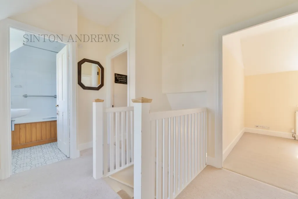 Fowlers Walk, Ealing, photo 13