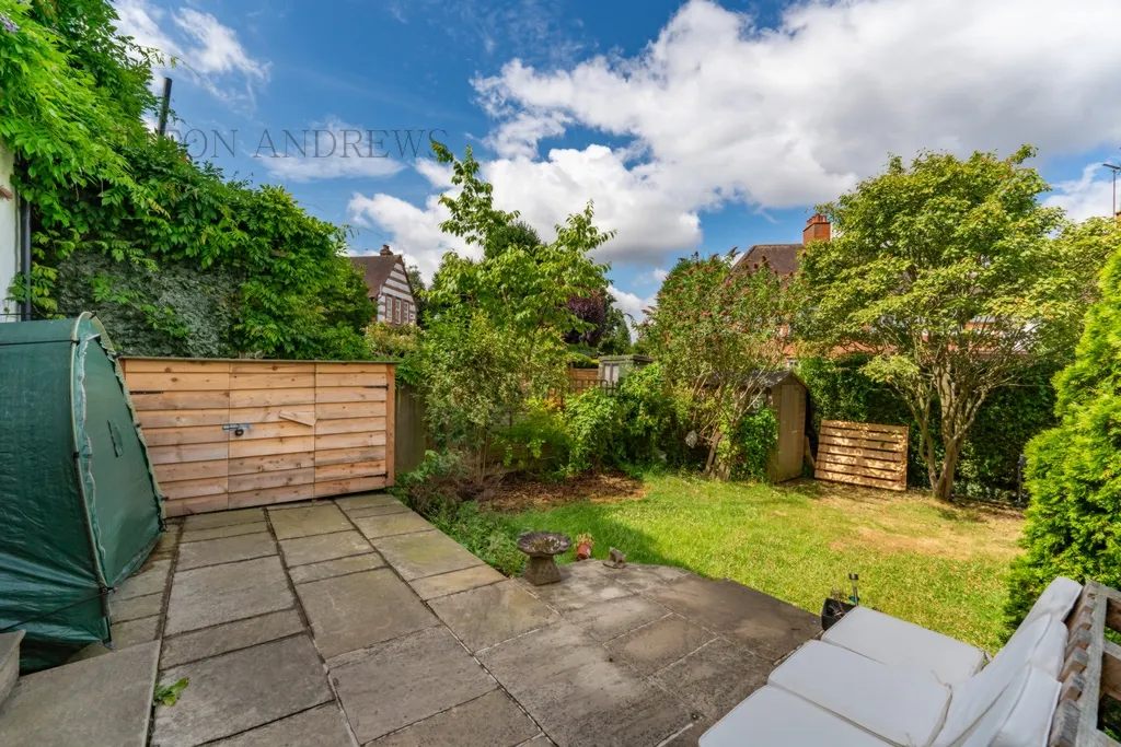 Fowlers Walk, Ealing, photo 7