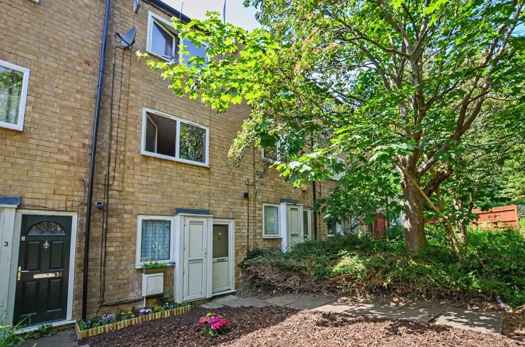4 bed house for sale, Campion Court, Northampton