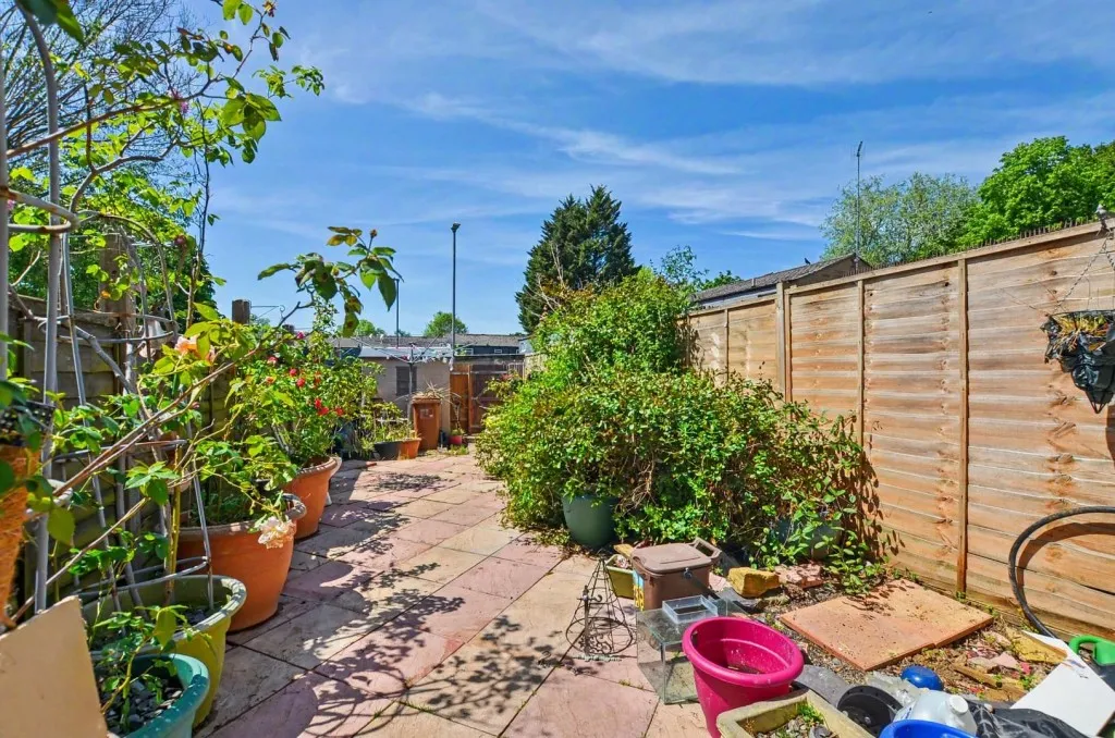 Campion Court, Northampton, photo 14
