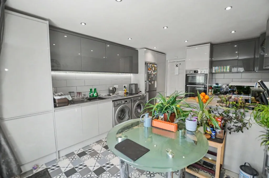 Campion Court, Northampton, photo 4