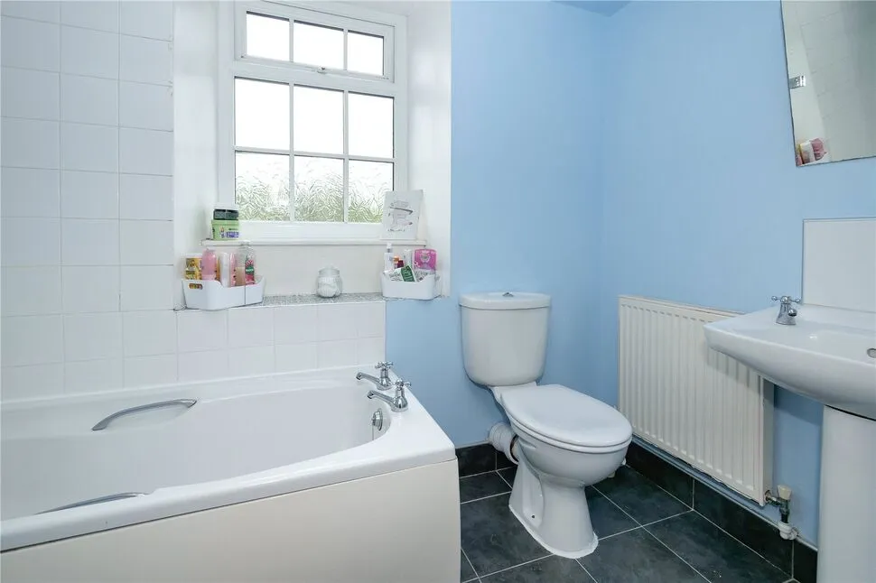 Brook Hill, Baildon, West Yorkshire, BD17, photo 5