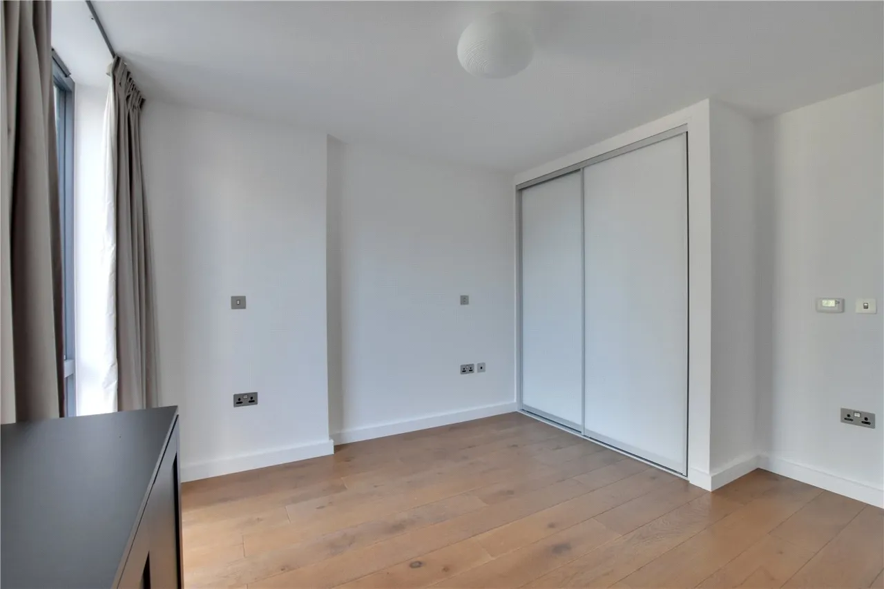 Hawthorne Crescent, Greenwich, SE10, photo 9