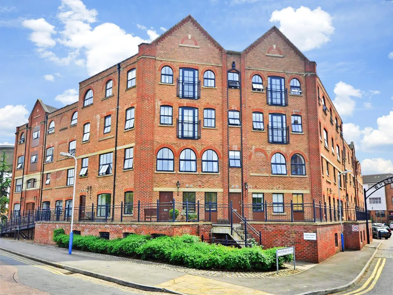 2 bed flat for sale, Whitefriars Wharf, Tonbridge, TN9