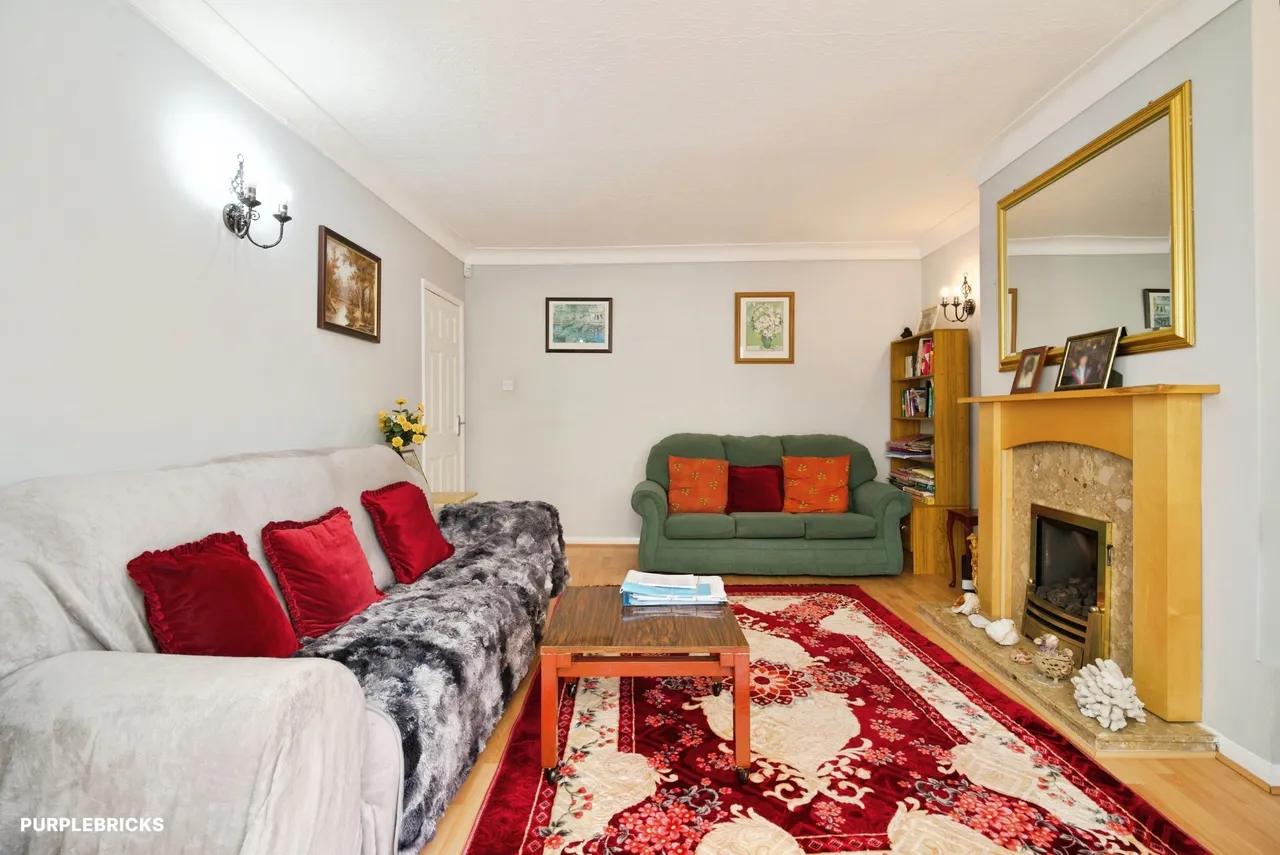 High Moor Crescent, Leeds, LS17, photo 8