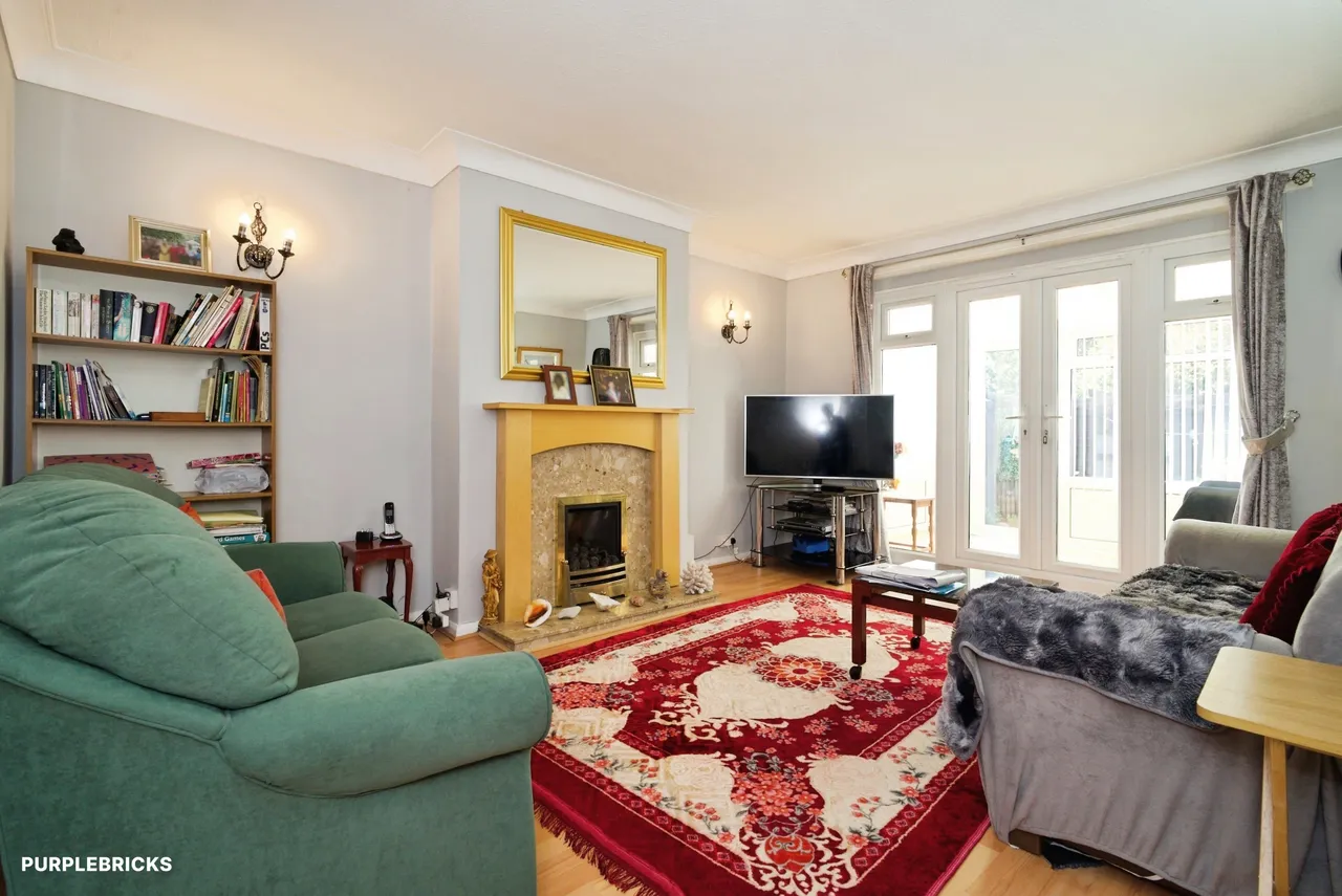 High Moor Crescent, Leeds, LS17, photo 4