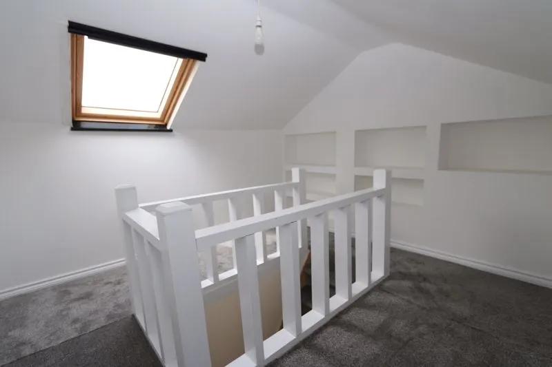 Oakridge Road, High Wycombe HP11 2PL, photo 11
