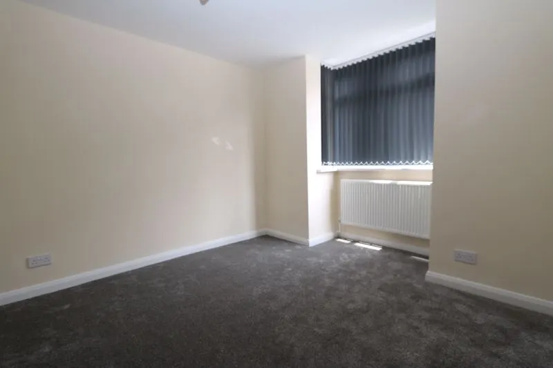 Oakridge Road, High Wycombe HP11 2PL, photo 4
