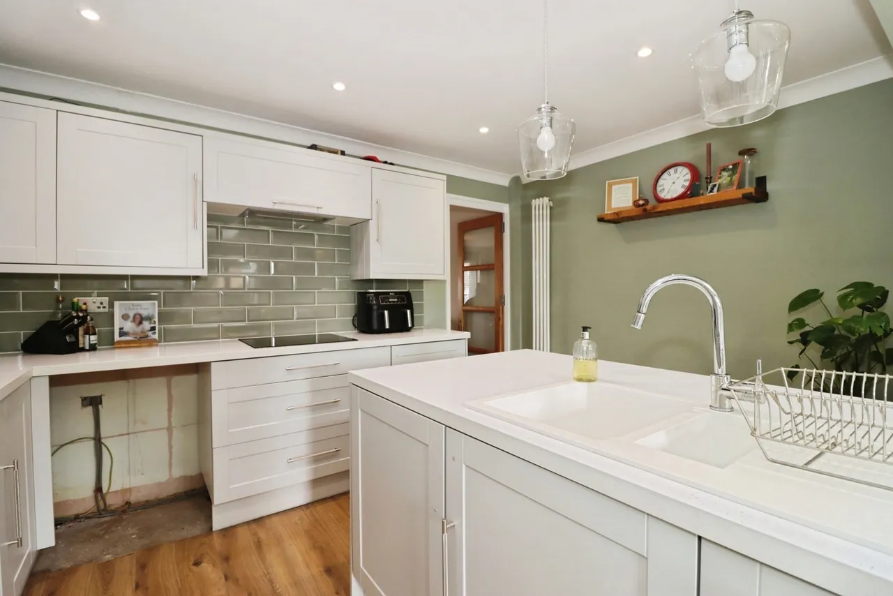 Ravenswood, Longwell Green, Bristol, BS30, photo 6
