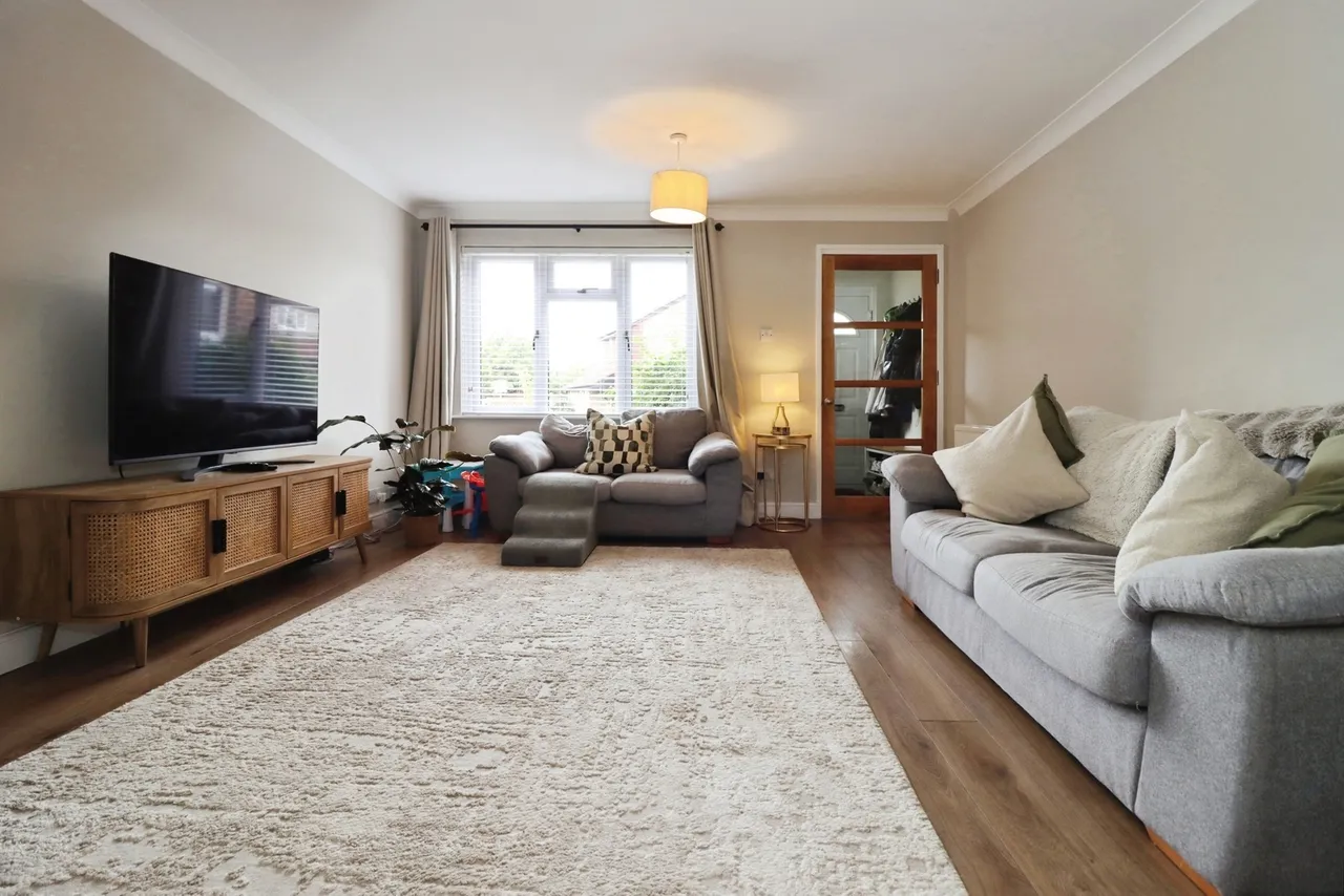 Ravenswood, Longwell Green, Bristol, BS30, photo 4