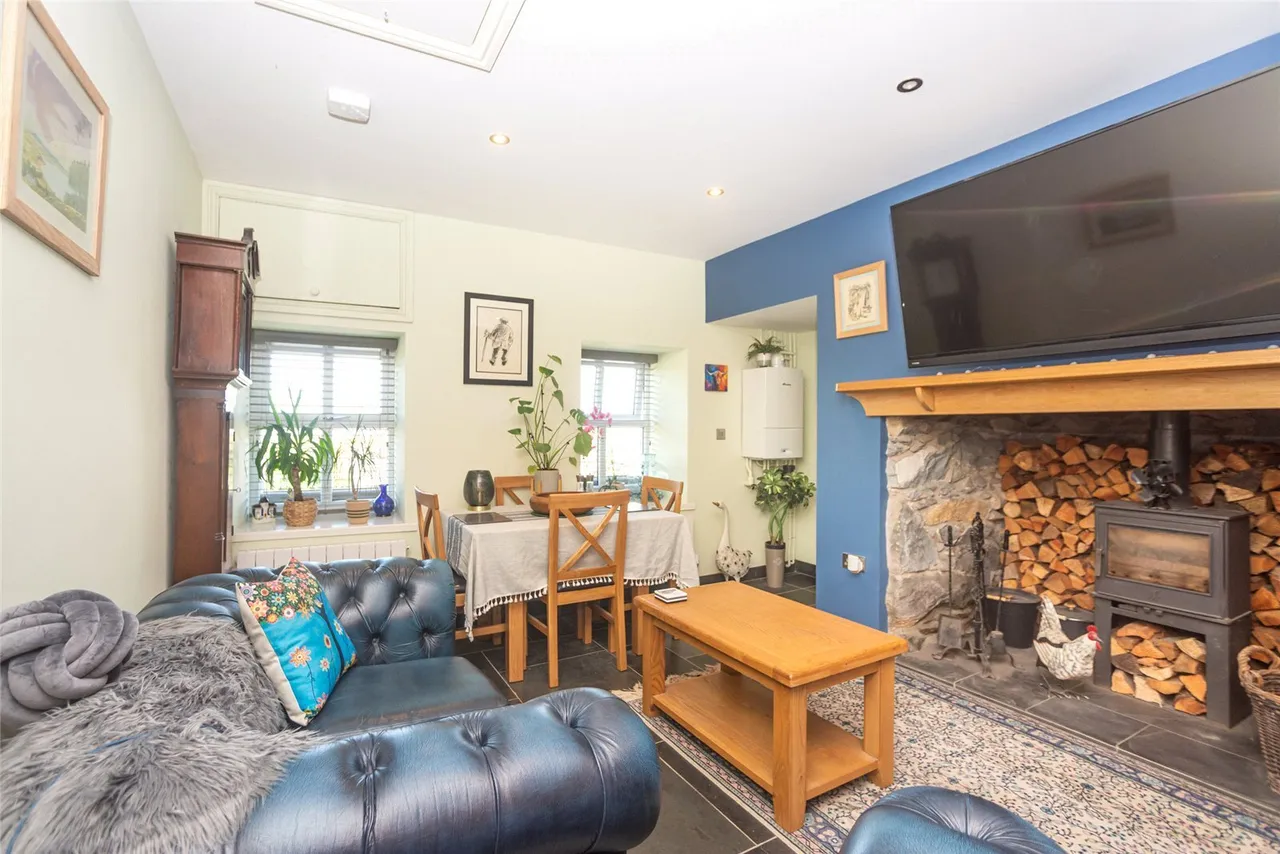 Groeslon, Caernarfon, LL54, photo 4