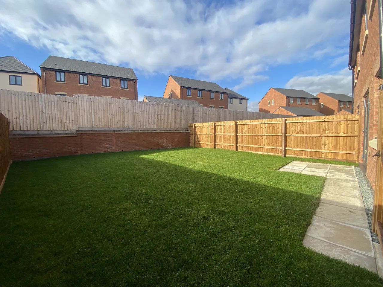 Canons Close, NN17, photo 10