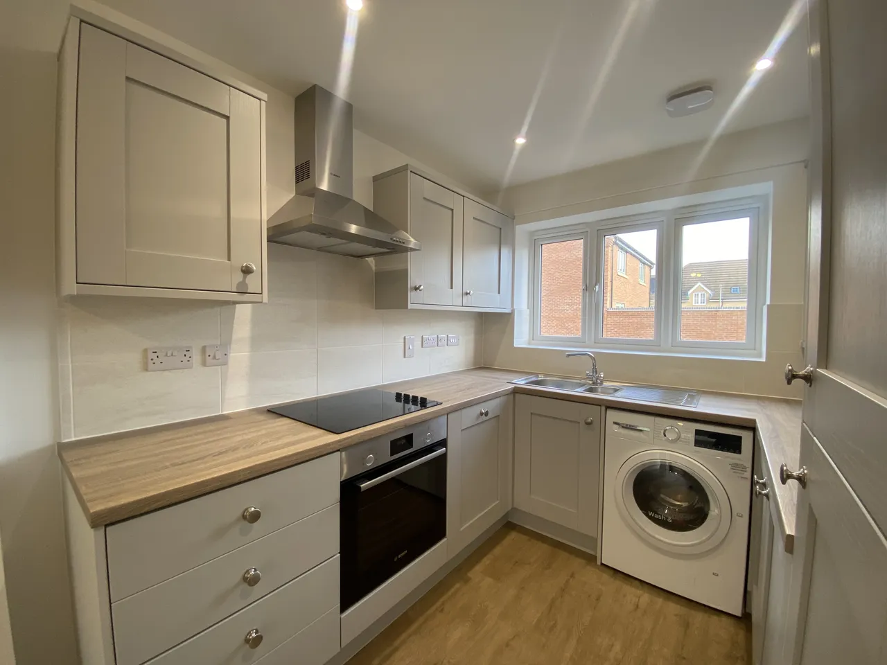 Canons Close, NN17, photo 2