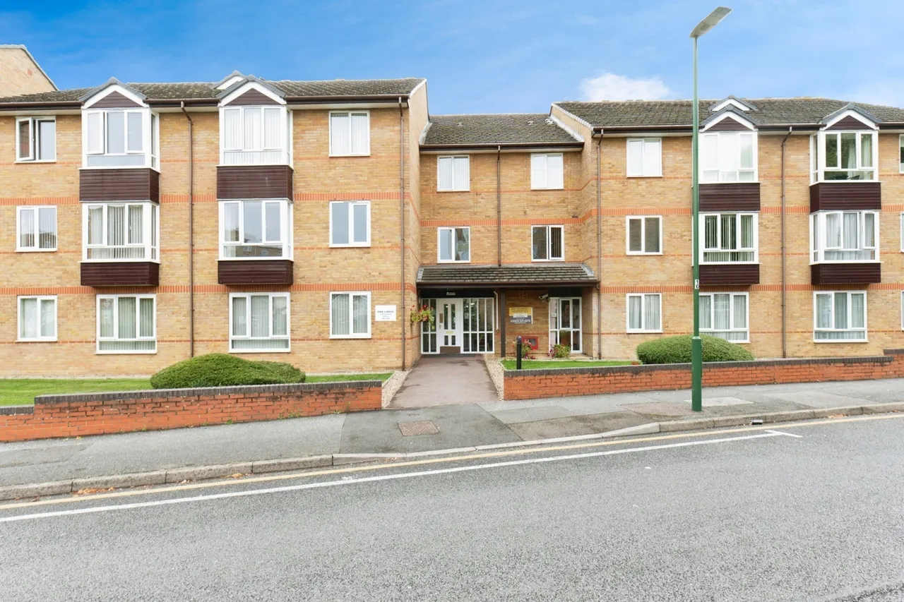 1 bed flat for sale, Thicket Road, Sutton, SM1