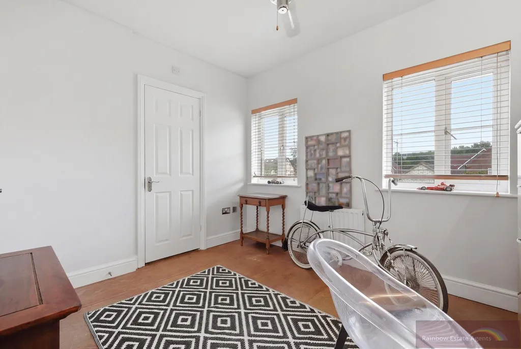 Deer Park Way, Waltham Abbey, EN9, photo 17