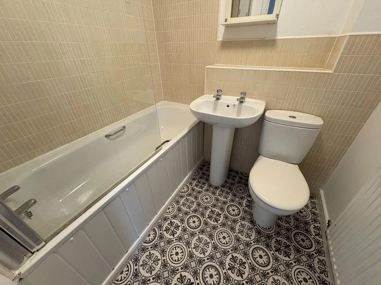 Park Lane, Telford, TF7, photo 11