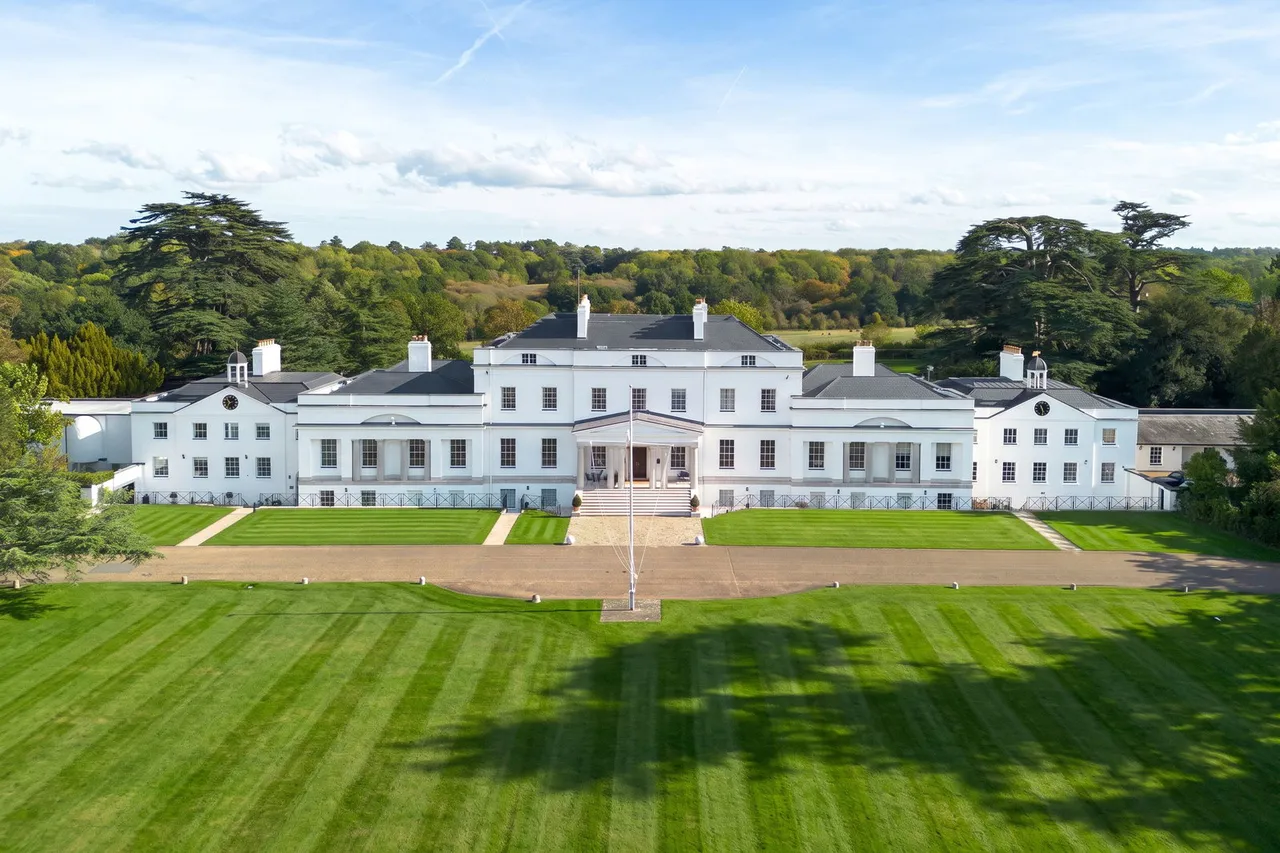 4 bed house for sale, 'Bayfordbury Mansion' Hertford, SG13