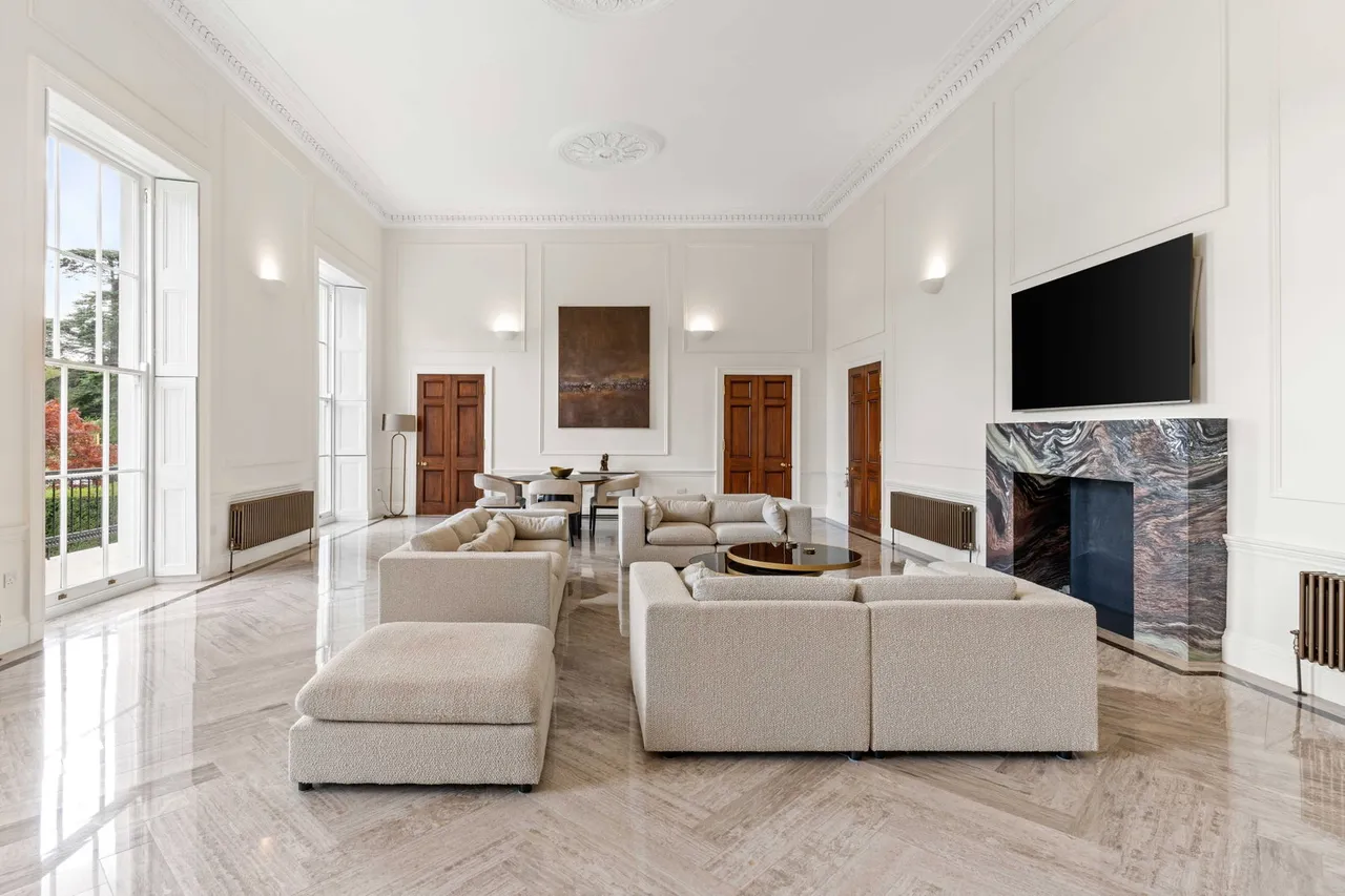'Bayfordbury Mansion' Hertford, SG13, photo 19