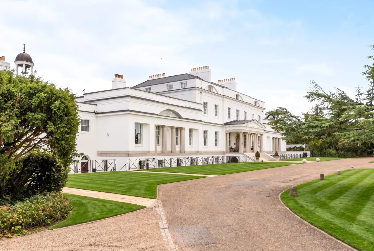 'Bayfordbury Mansion' Hertford, SG13, photo 4