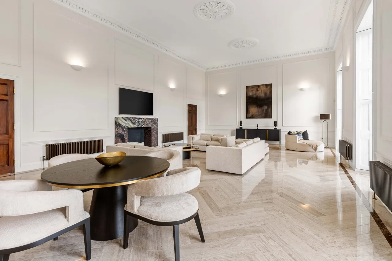 'Bayfordbury Mansion' Hertford, SG13, photo 23