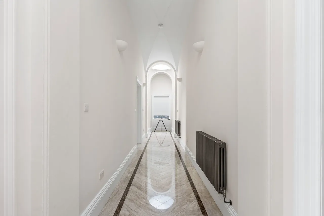 'Bayfordbury Mansion' Hertford, SG13, photo 7