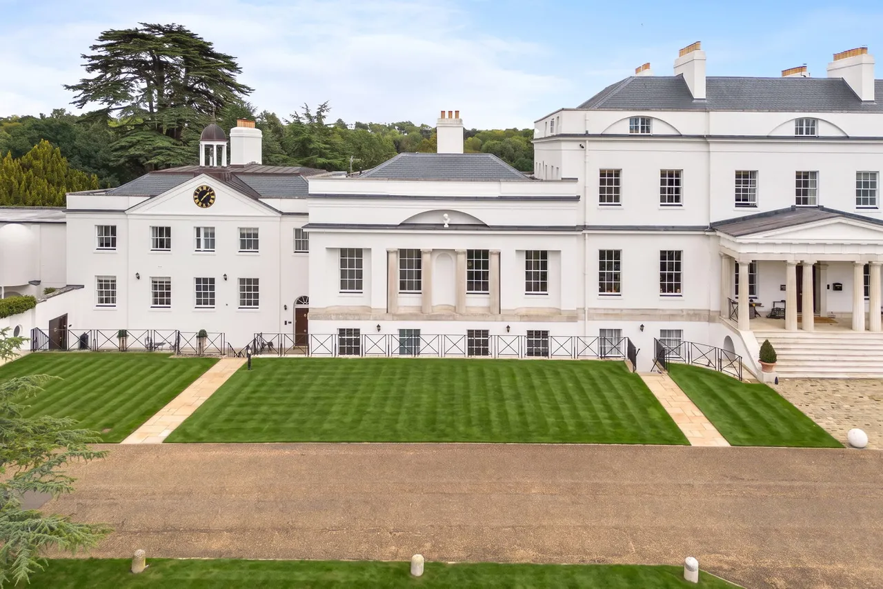 'Bayfordbury Mansion' Hertford, SG13, photo 6