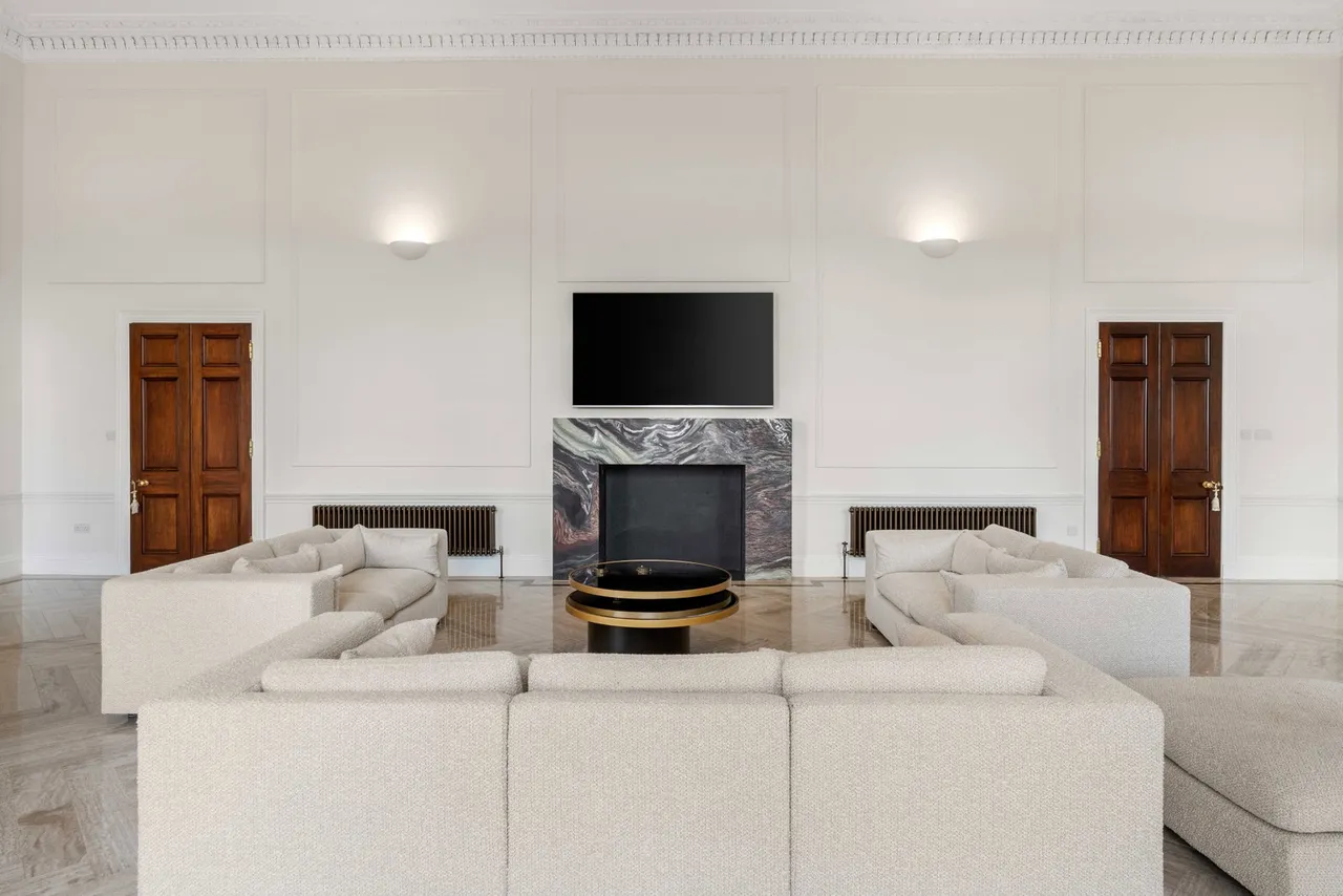 'Bayfordbury Mansion' Hertford, SG13, photo 22