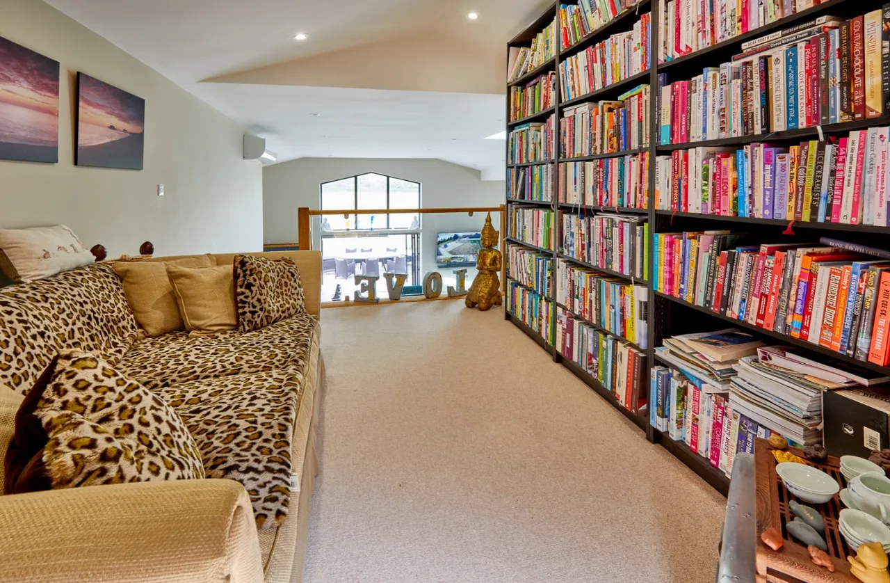 Bicester Road, Oakley, HP18, photo 9