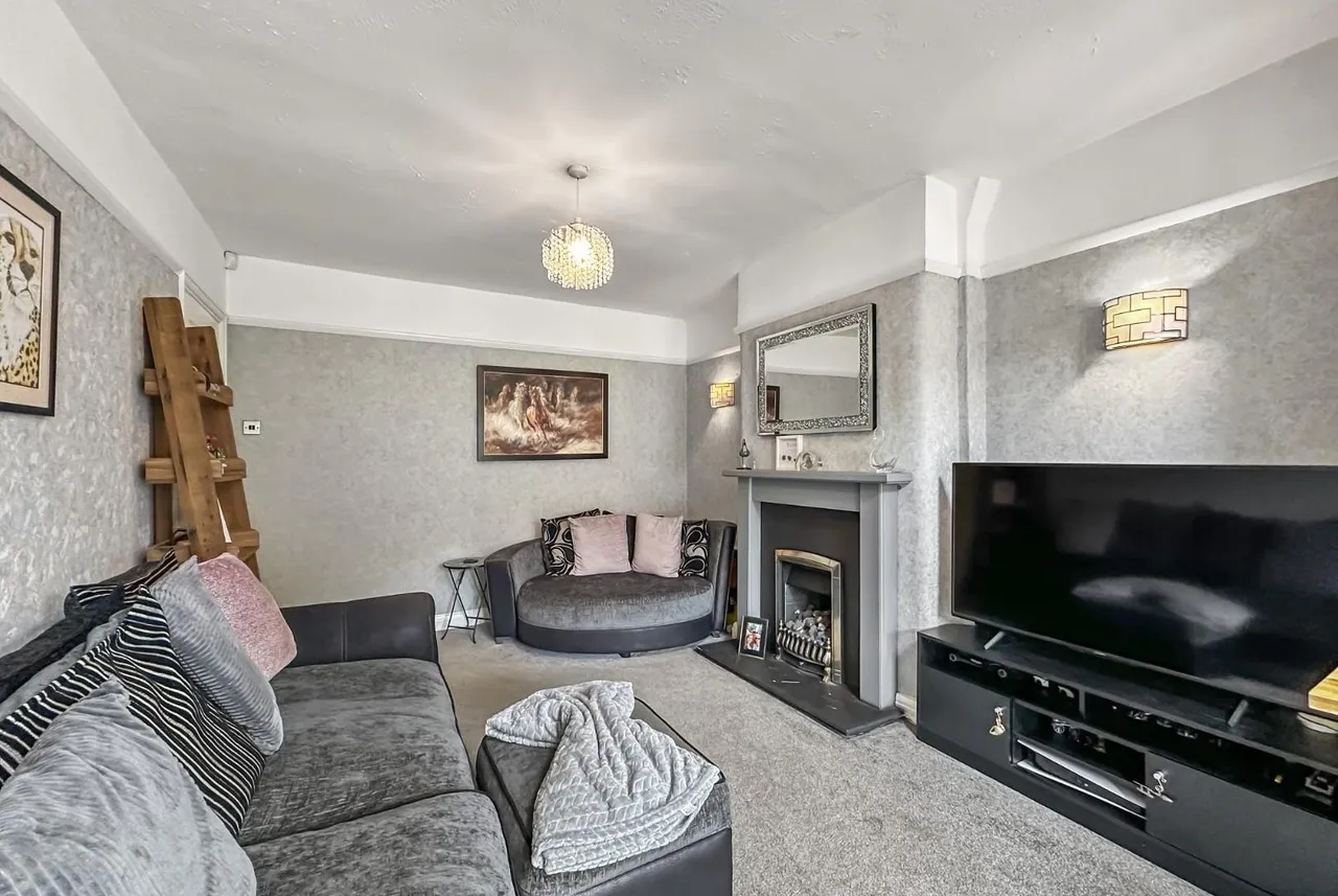 Woodcote Road, West Timperley, Cheshire WA14 5PY, photo 17