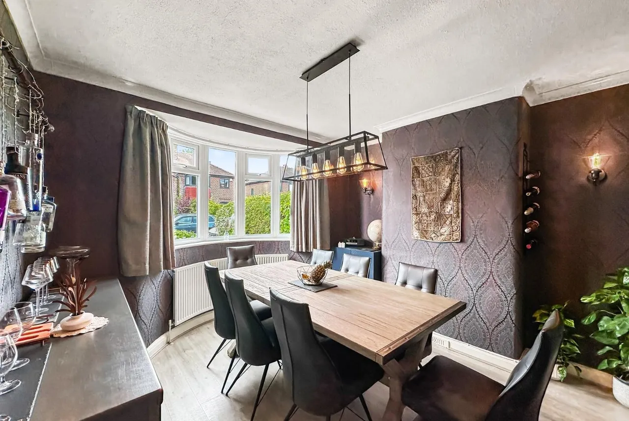 Woodcote Road, West Timperley, Cheshire WA14 5PY, photo 4