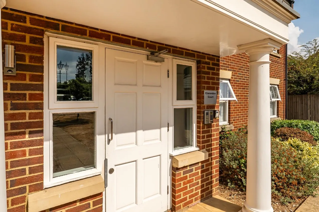Clarence Road, Windsor, photo 10