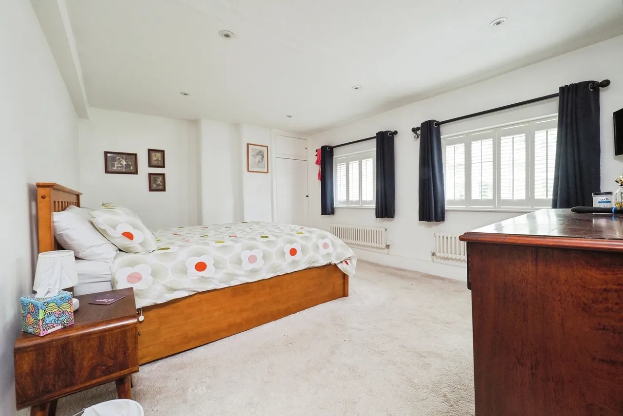Main Street, Scarrington, NG13, photo 14