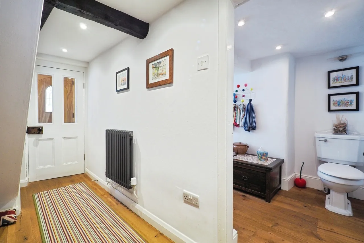 Main Street, Scarrington, NG13, photo 6