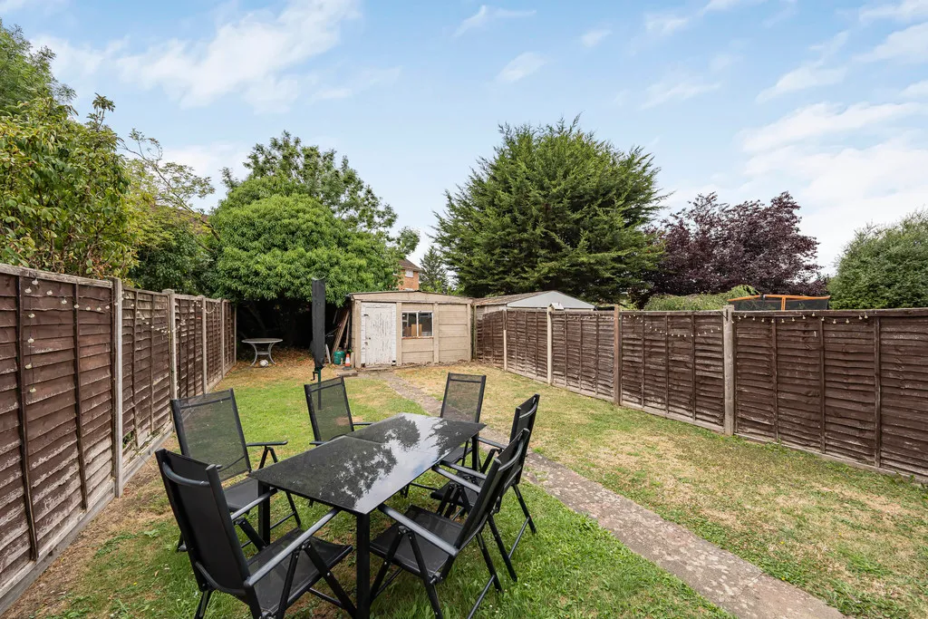 Ryefield Avenue, Hillingdon, UB10, photo 28