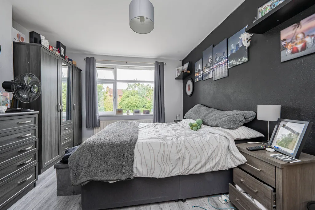 Ryefield Avenue, Hillingdon, UB10, photo 31