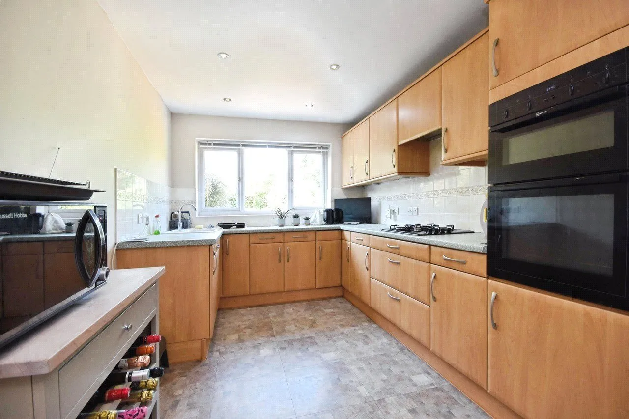 Longmead Avenue, Chelmsford, Essex, CM2, photo 7