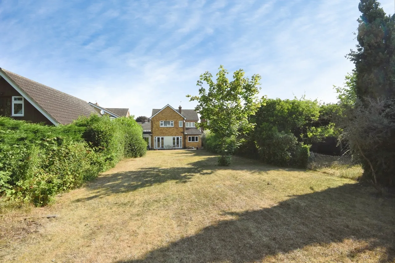 Longmead Avenue, Chelmsford, Essex, CM2, photo 2