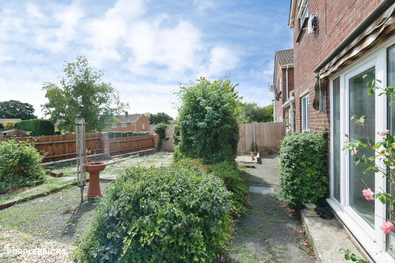 Marston Close, Blandford Forum, DT11, photo 16