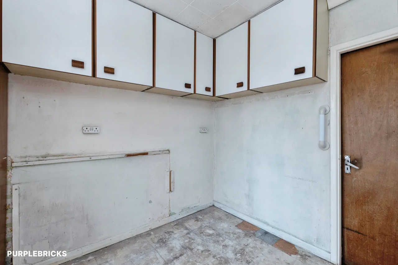 Marston Close, Blandford Forum, DT11, photo 8