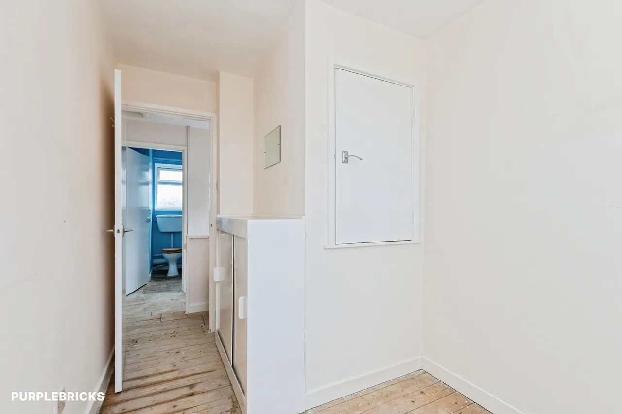 Marston Close, Blandford Forum, DT11, photo 13