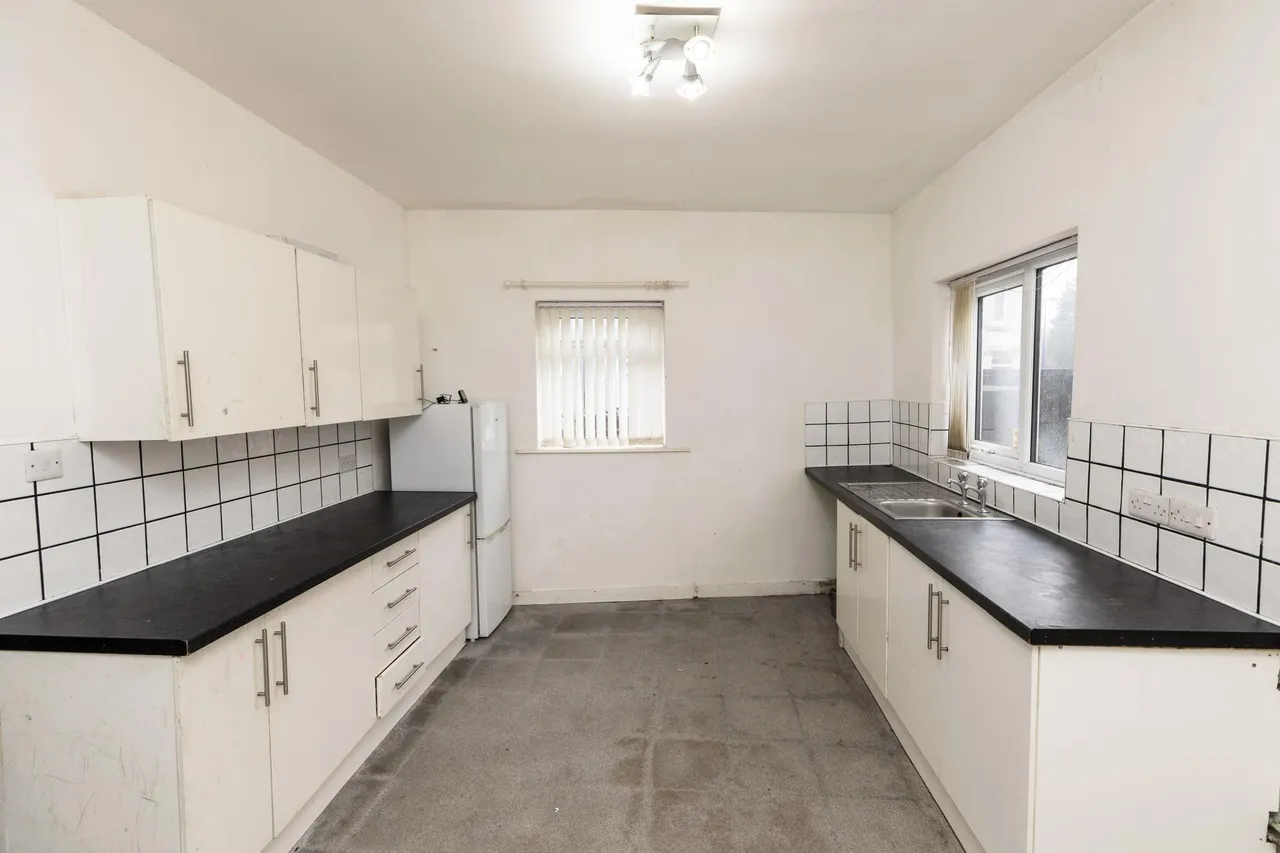 Crescent Road, Ellesmere Port, CH65, photo 8