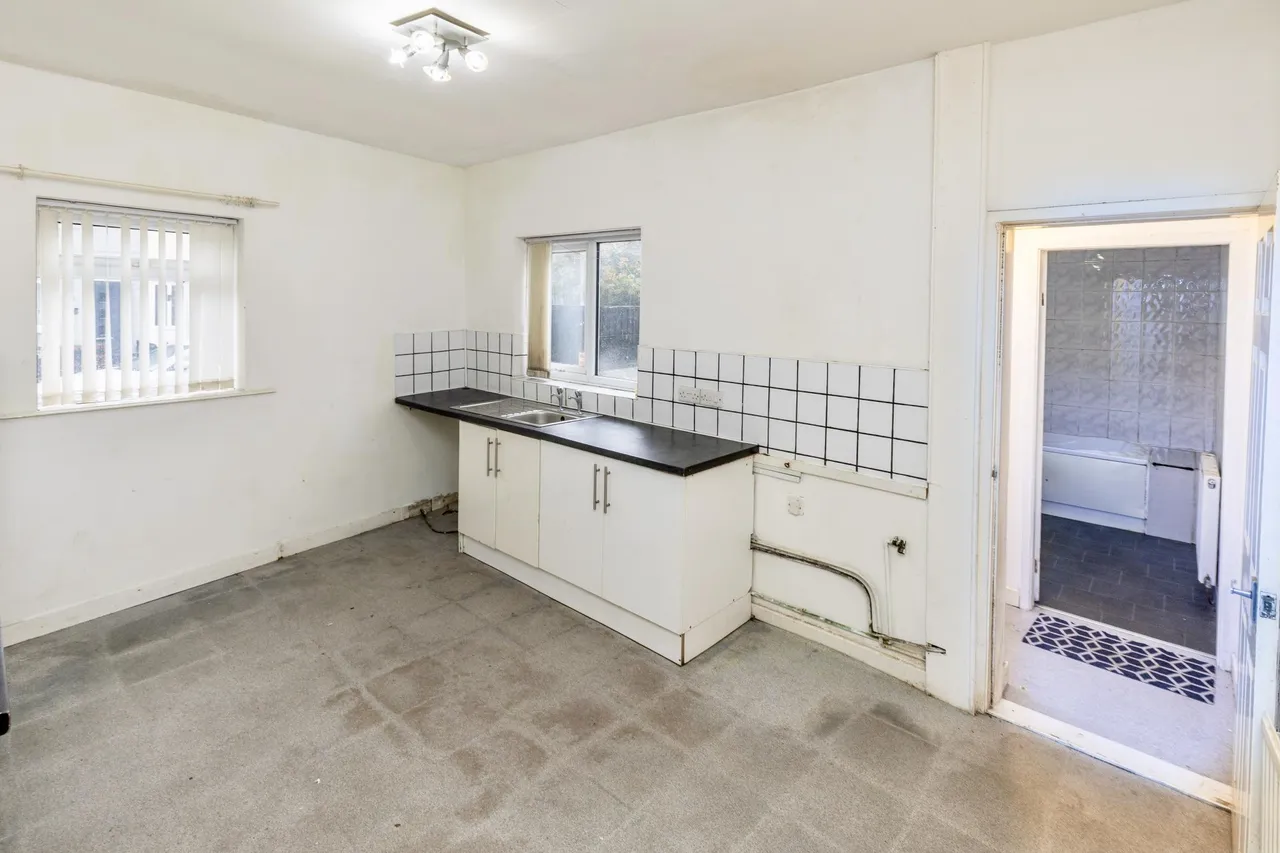 Crescent Road, Ellesmere Port, CH65, photo 7