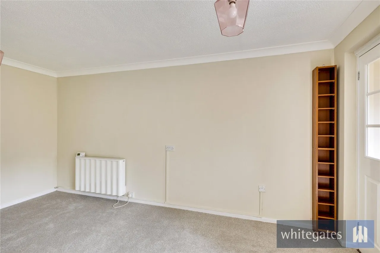 Sylvan Court, Liverpool, L25, photo 4