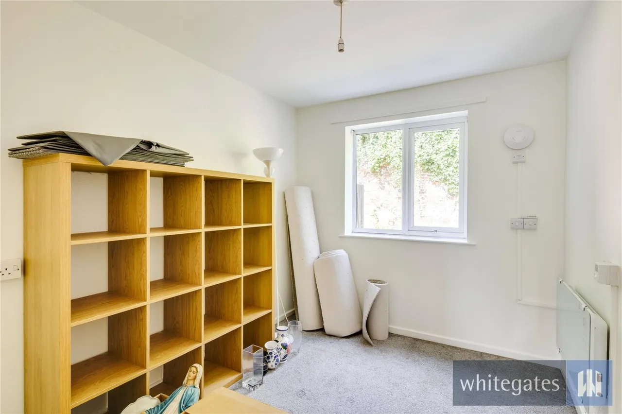 Sylvan Court, Liverpool, L25, photo 13