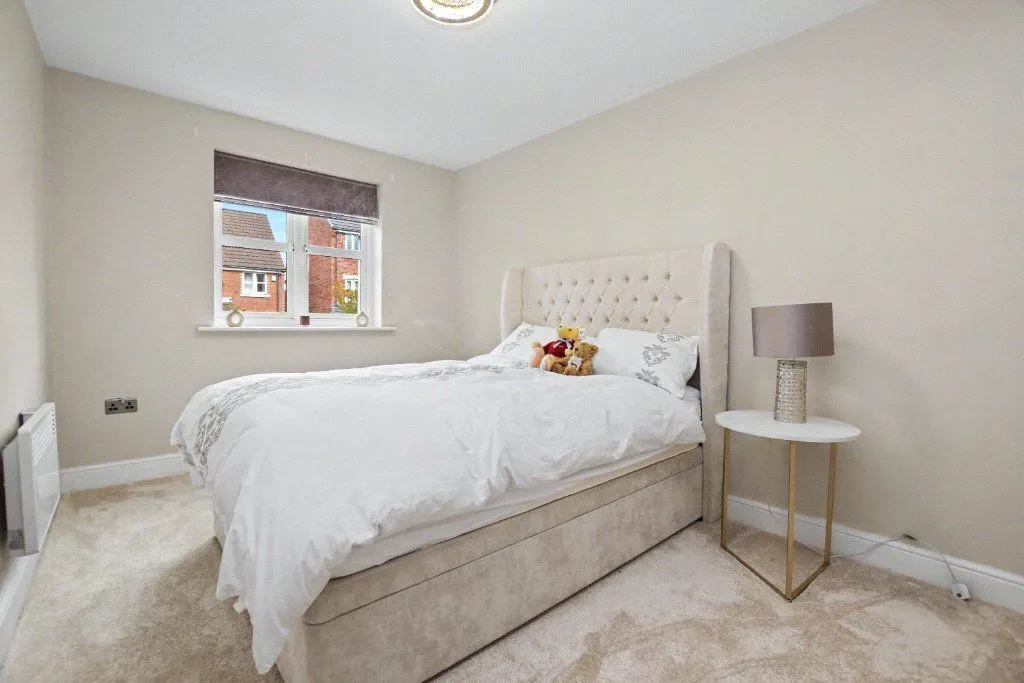 Royal Troon Drive, Wakefield, WF1, photo 7