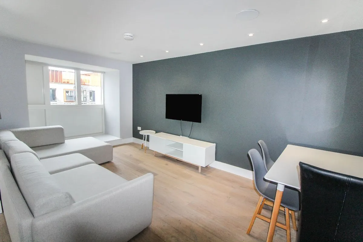 3 bed house for sale — Arundel Street, Manchester, M15 4JZ